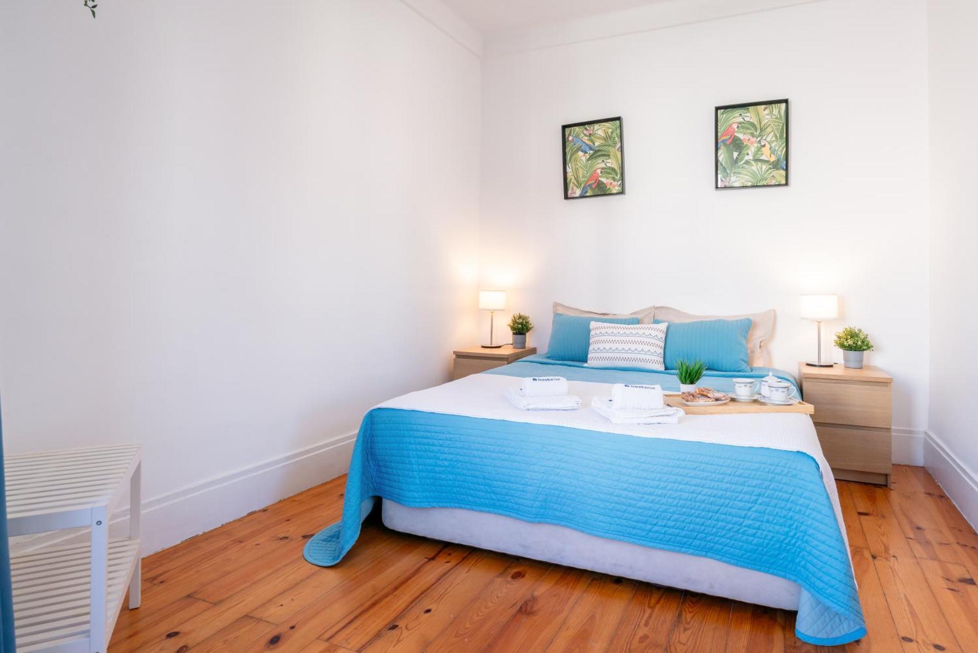 Host Wise - Spacious Comfortable - Balcony Appartement Oporto